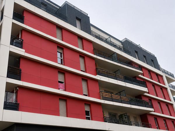 T2 avec balcon et parking sécurisé ? Proche tramway et bus