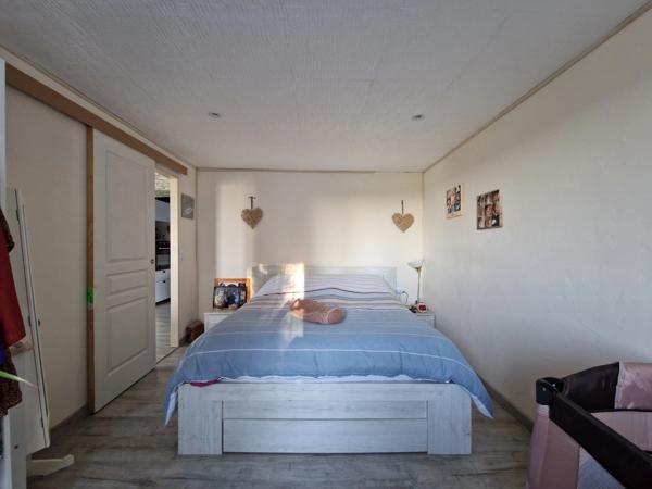 Maison T2 bis de 57m², sur un terrain d'environ 1700 m² en vente à LIGUEIL