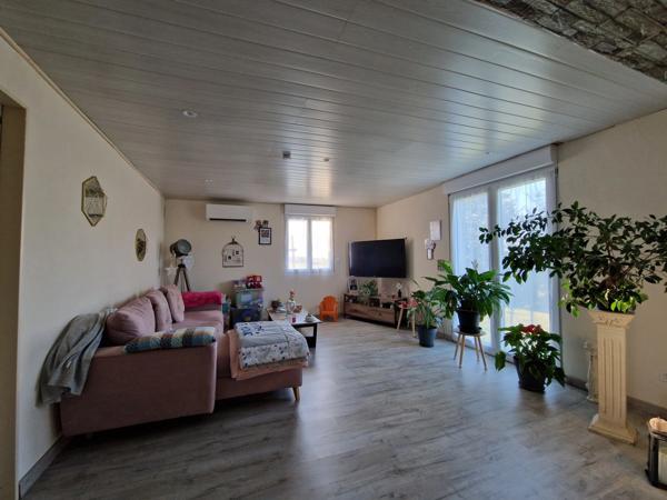 Maison T2 bis de 57m², sur un terrain d'environ 1700 m² en vente à LIGUEIL