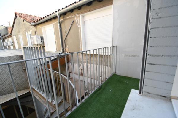 Appartement à louer 1 pièces TOULOUSE (31) - place du capitole - balcon