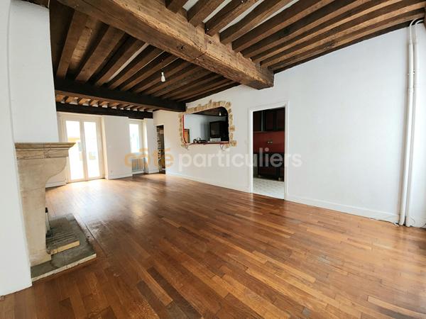 Vente
                Appartement121,86 m² - 5 Pièces -
                    CHALON SUR SAONE (71100)