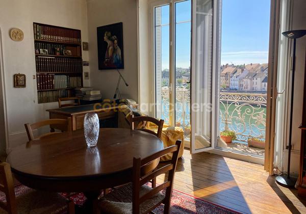 Vente
                Appartement121,86 m² - 5 Pièces -
                    CHALON SUR SAONE (71100)