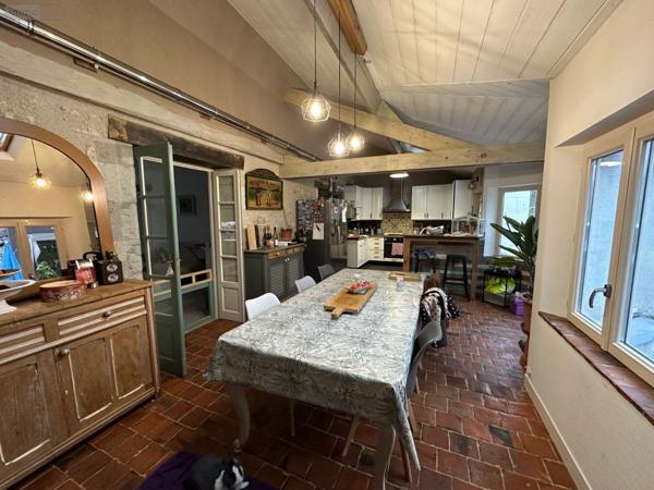 Maison à vendre à Montrichard-Val-de-Cher dans le Loir-et-Cher (41400), ref : 12101/1318