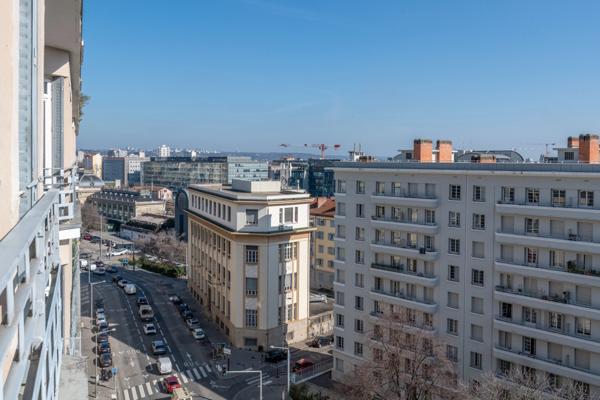Lyon 6è - BROTTEAUX - Appartement T5 de 158,26 m² - balcon filant et loggia - cave et garage (en sus)
