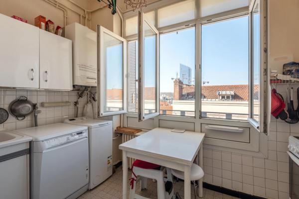 Lyon 6è - BROTTEAUX - Appartement T5 de 158,26 m² - balcon filant et loggia - cave et garage (en sus)
