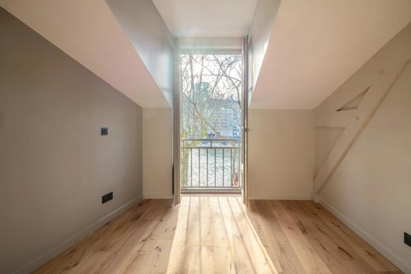 Lyon 1er – Quai Saint-Vincent – Appartement de 67,97 m² - 2 chambres