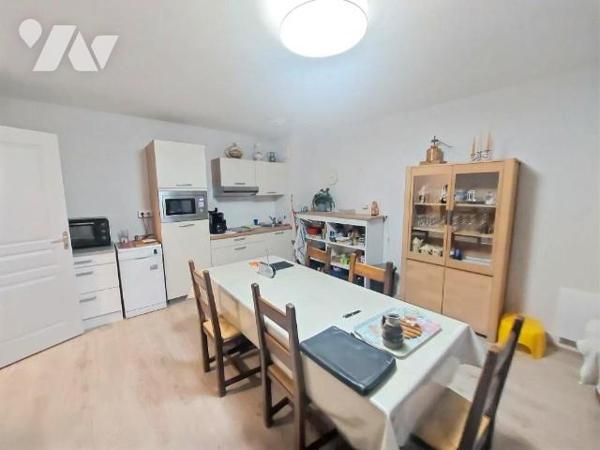  A VENDRE - APPARTEMENT LOUE EN RESIDENCE SERVICES - LOUVERNE 