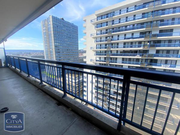 Appartement à louer 2 pièces 49.1m² Nancy (54000)