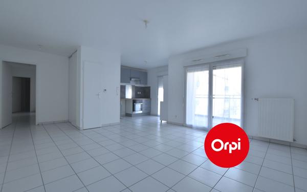 Appartement à louer    3 pièces •  Saint-Priest