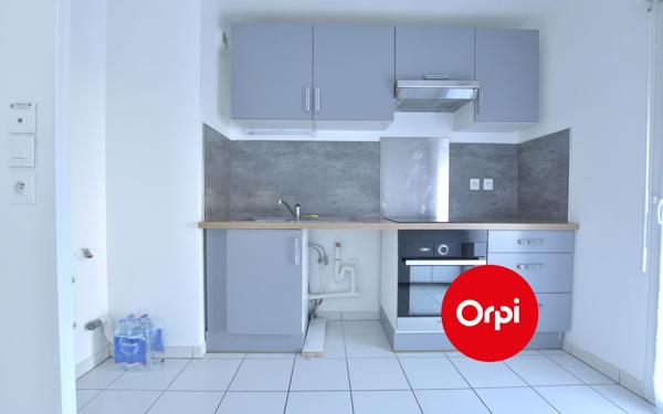 Appartement à louer    3 pièces •  Saint-Priest