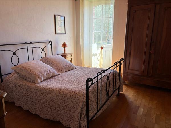 SOULLANS 85300 - DOMAINE PRIVE DE 3,2 HECTARES CLOS - PROPRIETE D'EXCEPTION AVEC GRANGES ET PRESQU'ILE
