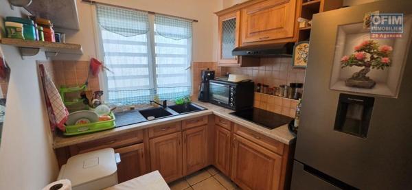 A vendre magnifique appartement F2 avec jardinet privatif dans résidence avec piscine le Tampon 400