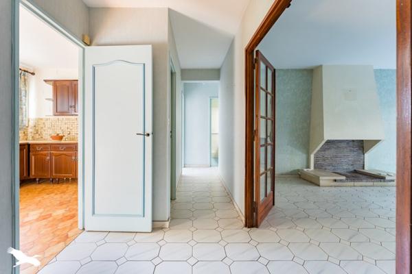 Appartement à vendre |                                       Bordeaux |                                        3 pièces  |  85 m²