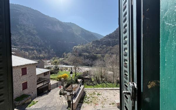 Maison à vendre    3 pièces •  Sainte-Enimie