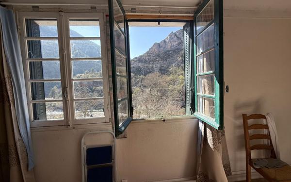 Maison à vendre    3 pièces •  Sainte-Enimie