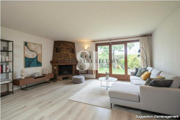 Maison
         3 pièces
        - 72 m² Exclusivité 335 000 € *