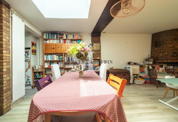 Maison
         3 pièces
        - 72 m² Exclusivité 335 000 € *