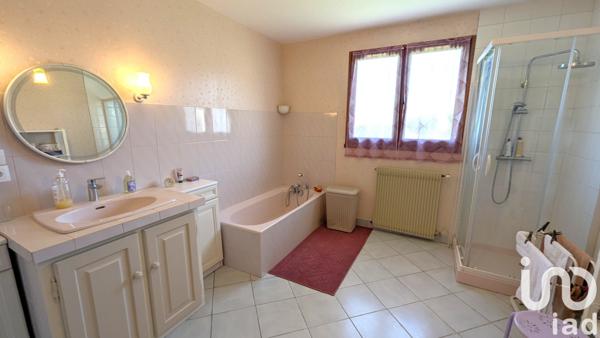 Maison à vendre 5 pièces 110 m² Jonzac