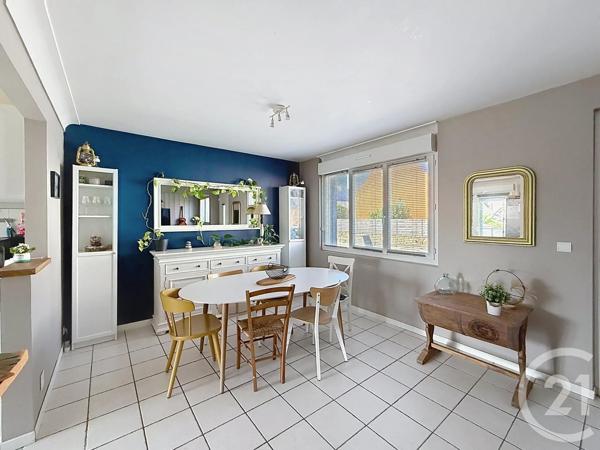 Maison à vendre  5 pièces - 108,17 m 2   GUILERS  - 29