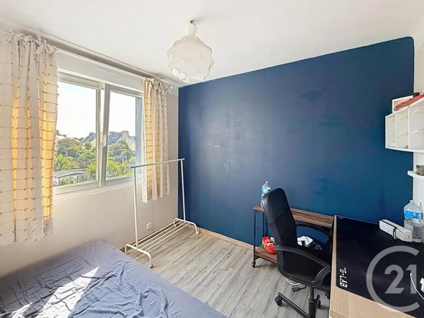 Maison à vendre  5 pièces - 108,17 m 2   GUILERS  - 29