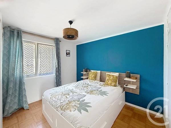 Maison à vendre  5 pièces - 108,17 m 2   GUILERS  - 29