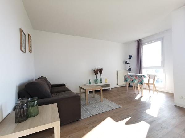 Appartement Les Ulis 2 pièce(s) 48 m2