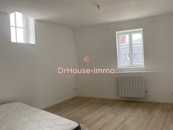 Immeuble à vendre 49 pièces de 1 062 m²
