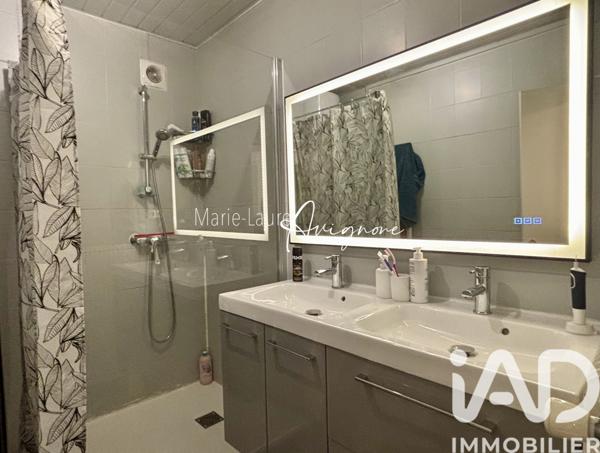 Appartement à vendre 3 pièces 65 m² Guilherand-Granges