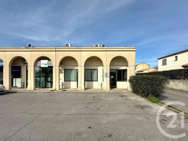 Immeuble à vendre  410 m 2   NIMES  - 30