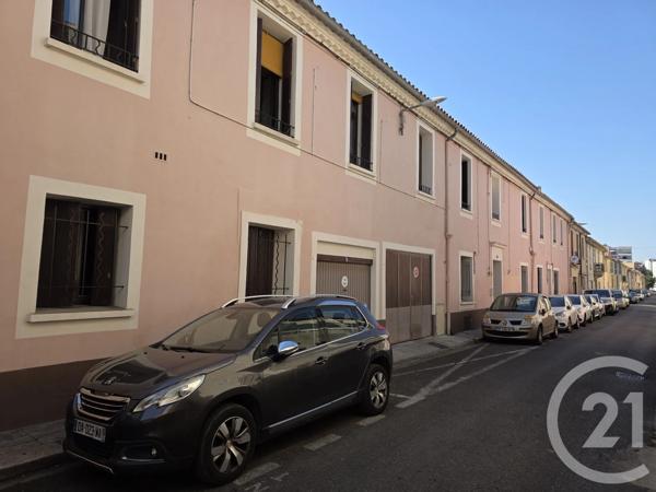 Immeuble à vendre  410 m 2   NIMES  - 30