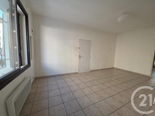 Immeuble à vendre  410 m 2   NIMES  - 30