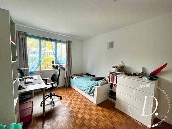 Appartement familial , proche écoles internationales et parc