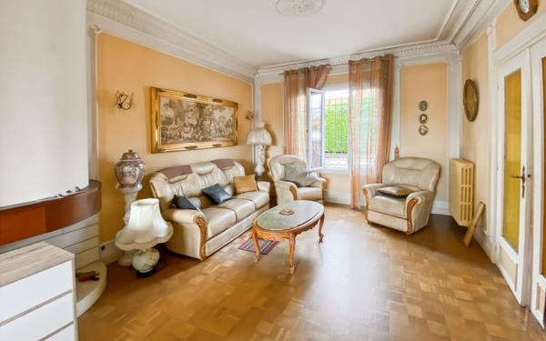 Maison à vendre    6 pièces •  Montauban