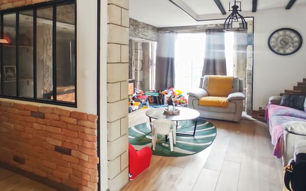 Maison à vendre    6 pièces •  Neuvic