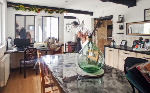 Maison à vendre    6 pièces •  Neuvic