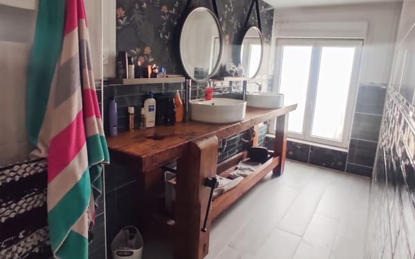 Maison à vendre    6 pièces •  Neuvic