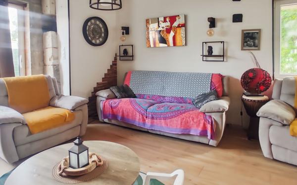 Maison à vendre    6 pièces •  Neuvic