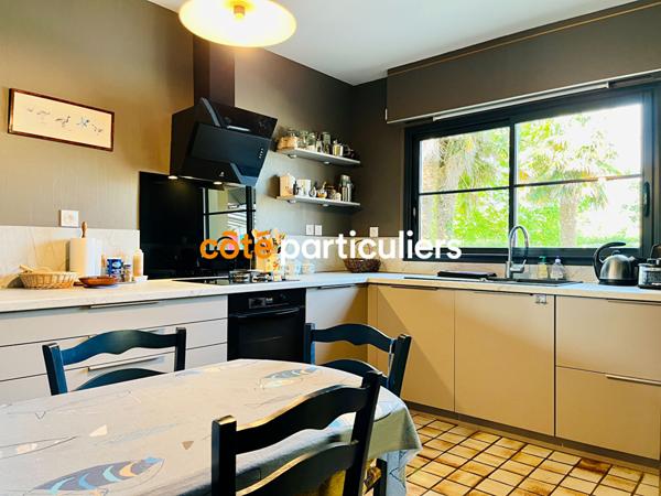 Vente Maison200 m² - 8 Pièces - CARENTAN LES MARAIS (50500)