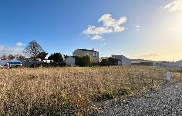 SAINT-GEORGES-DE-DIDONNE TERRAIN A BATIR VIABILISE ET EN LOT