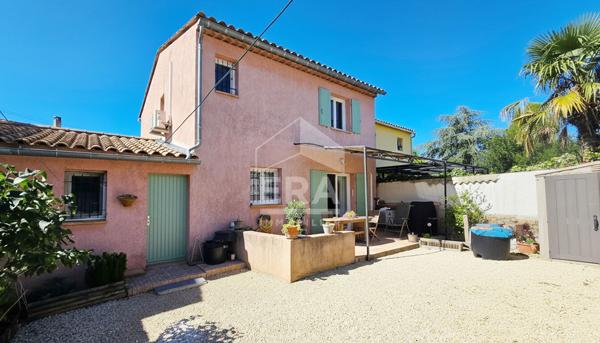 Maison familiale avec jardin à Mallemort