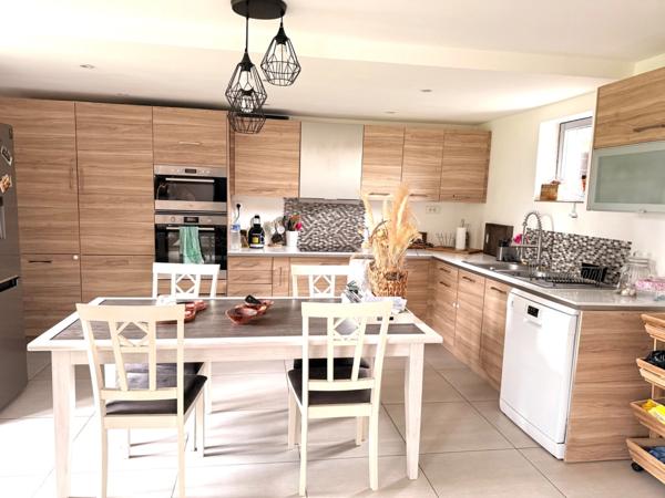 Maison à vendre 5 pièces  (76)