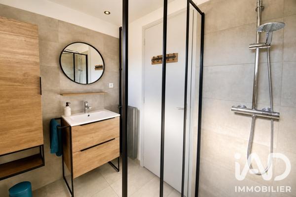 Appartement à vendre 4 pièces 80,09 m² Nîmes