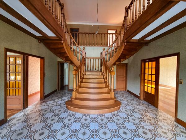 Maison bourgeoise de caractère à rénover - Proche Loire et Nantes