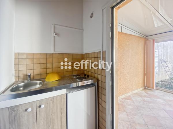Maison
         5 pièces
        - 110 m² 240 000 € *