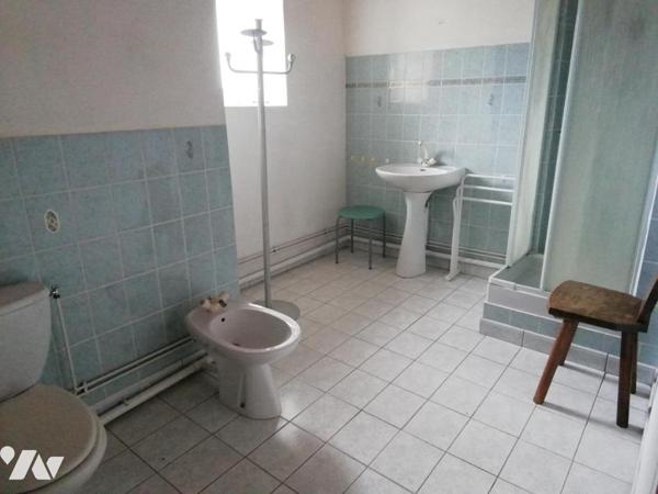 BYANS-SUR-DOUBS MAISON EN PIERRE A RENOVER 