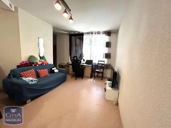 Appartement à louer 2 pièces 42.71m² Saint-Brieuc (22000)