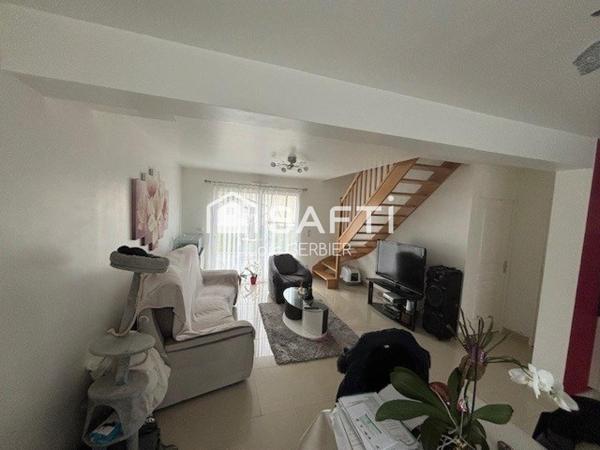 Maison familiale récente 5 pièces – 105 m² – Saunay (37110)