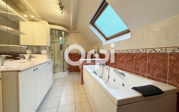 Maison à vendre    6 pièces •  Soissons