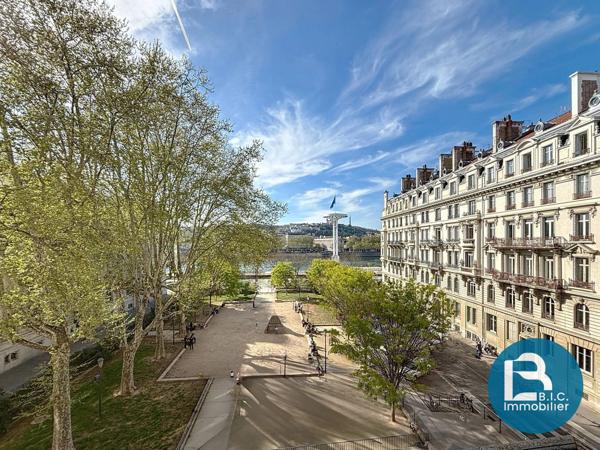 EMPLACEMENT D'EXCEPTION-PLACE OLLIER