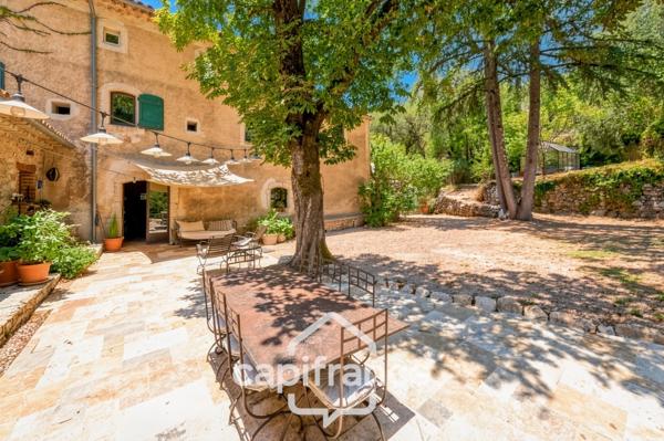 UNE ADRESSE CÉVENOLE CONFIDENTIELLE  L’HISTOIRE D’UN MAS, LE POTENTIEL D’UNE NOUVELLE VIE.  A DECOUVRIR !